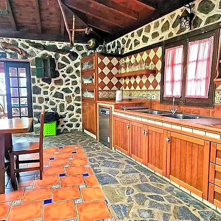 Loros Icod De Vinos By Hrtenerifenet فندق Tenerife Island