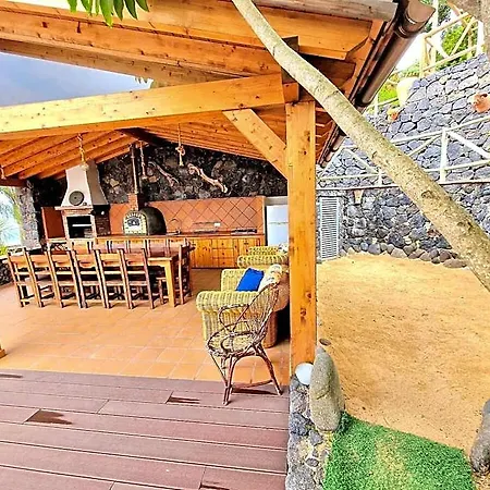 Loros Icod De Vinos By Hrtenerifenet Tenerife Island